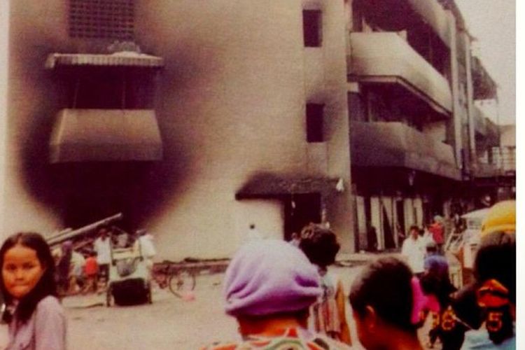 Tragedi Kebakaran Mal Klender 1998