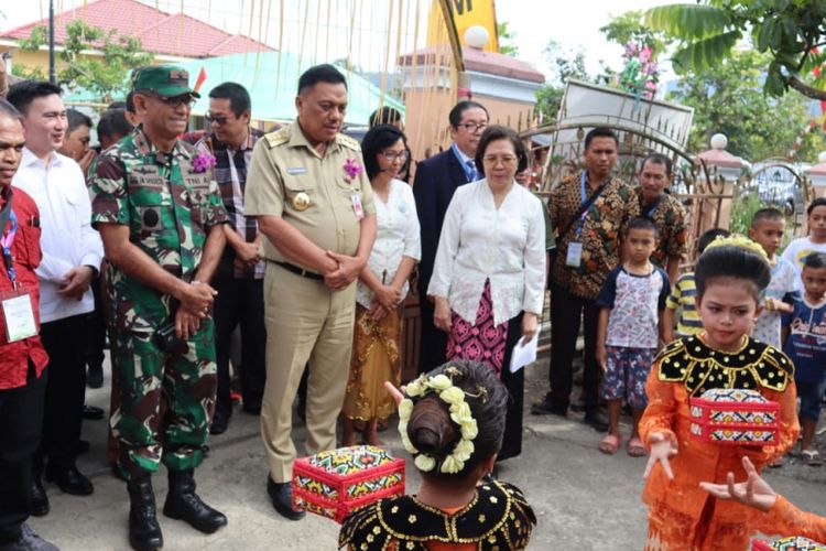 Gubernur Sulawesi Utara (Sulit) Olly Dondokambey saat menghadiri pembukaan Sidang Sinode ke-51 Gereja Masehi Injili di Bolaang Mongondow (GMIBM).