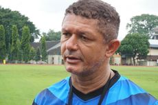 Gomes de Oliveira Mundur dari Kursi Pelatih Madura United