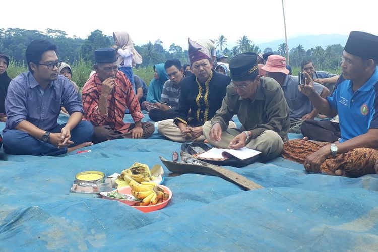 Masyarakat Adat Suku Rejang, Kutei Lubuk Kembang, Bengkulu gelar kedurei menolak wabah covid 19 dan tambang