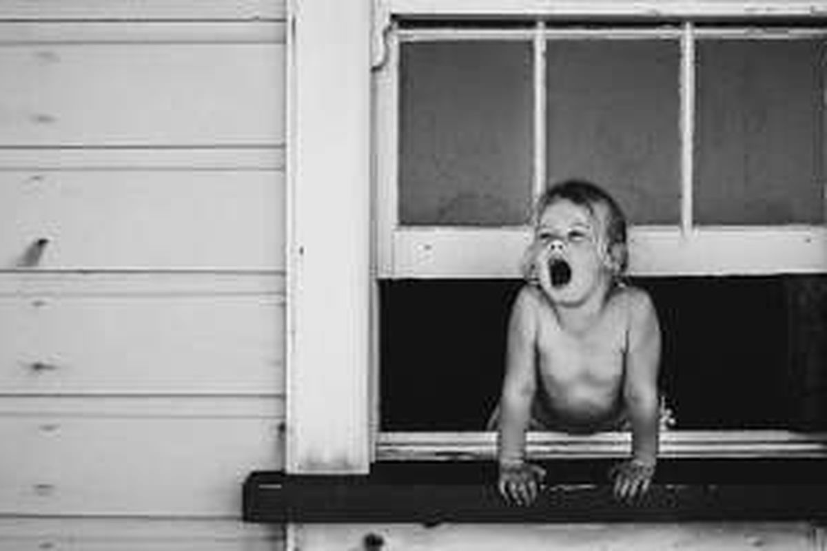 Karya fotografi Niki Boon, Childhood in Raw. 