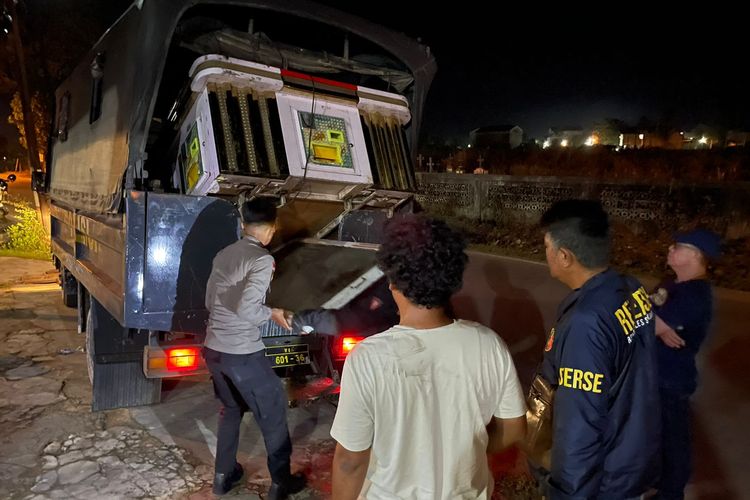 Judi Berkedok Permainan Ketangkasan di Singkawang, 10 Orang Jadi Tersangka