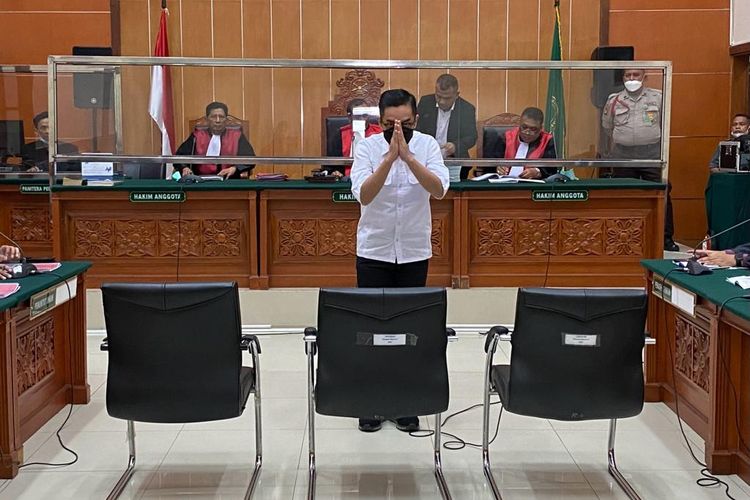 AKBP Dody Prawiranegara dalam persidangan pembacaan replik di PN Jakarta Barat, Rabu (12/4/2023). 