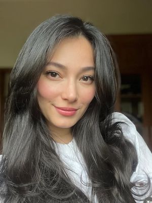 Gaya Rambut Asmirandah