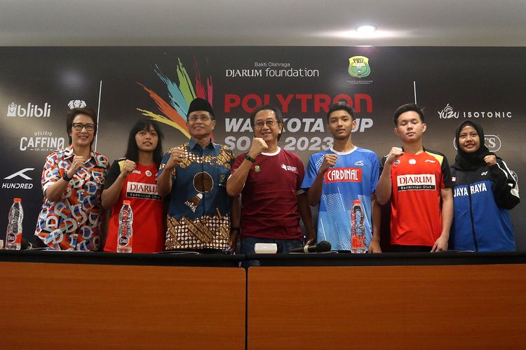 Kejuaraan bulu tangkis nasional Polytron Walikota Cup Solo 2023 akan segera bergulir mulai pada Senin (5/6/2023) hingga Minggu (10/6/2023) di GOR Sritex Arena, Solo, Jawa Tengah. Kompetisi ini dapat disaksikan oleh masyarakat umum secara gratis. 
