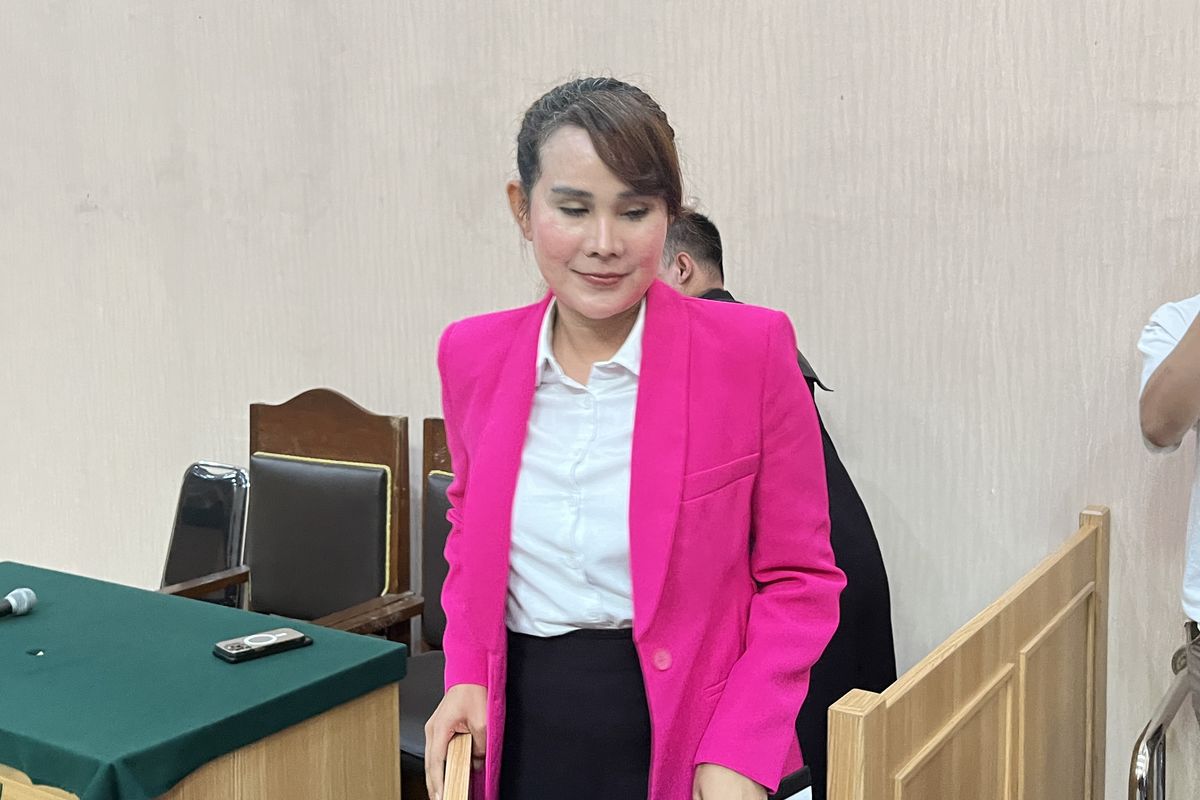 Isa Zega usai mengikuti sidang penututan di PN Kepanjen, Rabu (30/4/2025).