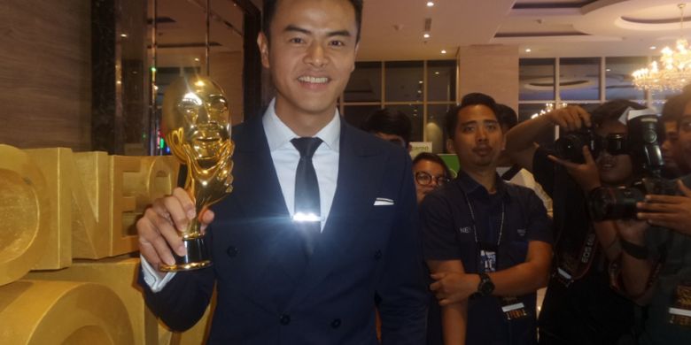 Cerita Dion Wiyoko Tentang Calon Istrinya Cerita Dion Wiyoko Tentang Calon Istrinya