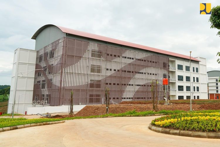 Kementerian Pekerjaan Umum (PU) telah merampungkan pembangunan Paralympic Training Center di Desa Delingan.
