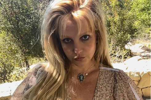 Mobil Britney Spears Kehabisan Bensin di Jalan Raya California