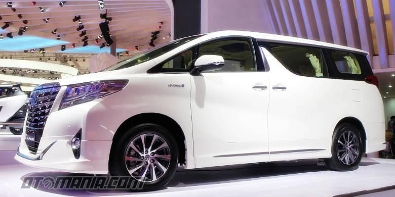 Toyota Alphard Hybrid di GIIAS 2015