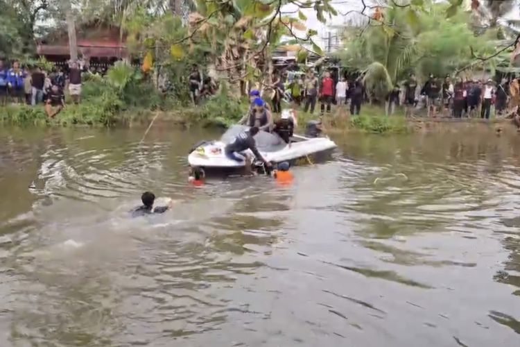 Berenang Bawa Selang di Sungai, Petugas Pemadam Swasta di Banjarmasin Meninggal Tenggelam