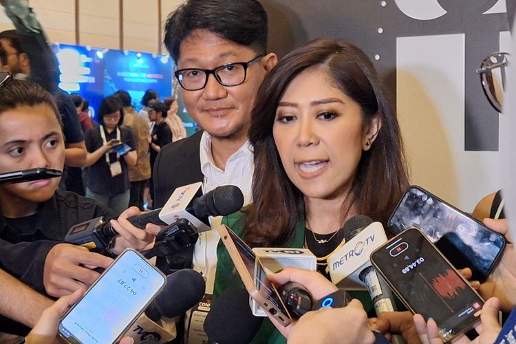 Menteri Komunikasi dan Digital Republik Indonesia (Komdigi) Meutya Hafid dalam acara Tech In Asia Conference, Rabu (22/10/2025).