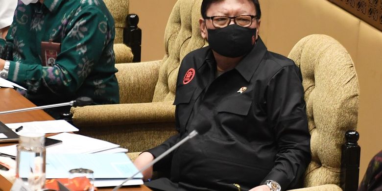 Ternyata Menteri Tjahjo Bakal Kenakan Sanksi Bagi ASN yang Memodifikasi Kendaraan Dinas