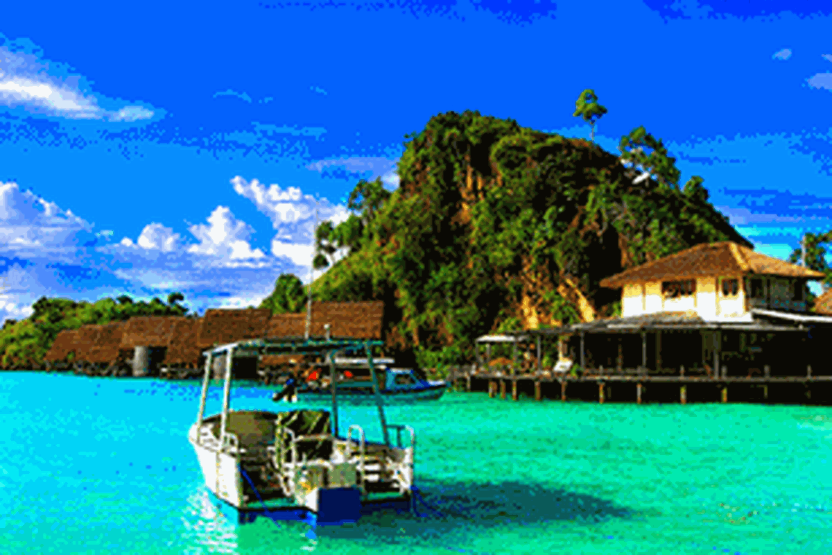 Perahu di Misool, Papua Barat.