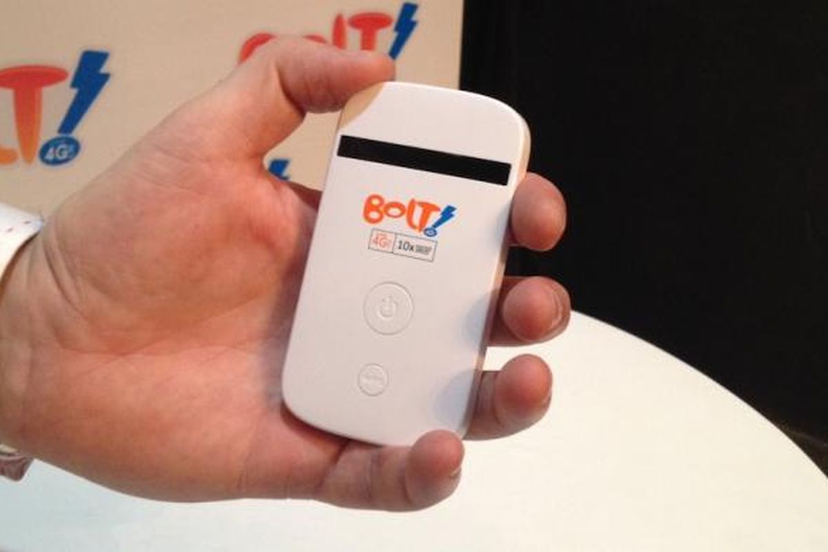 Perangkat Mobile Wi-Fi Bolt dari Internux yang menawarkan akses internet 4G LTE