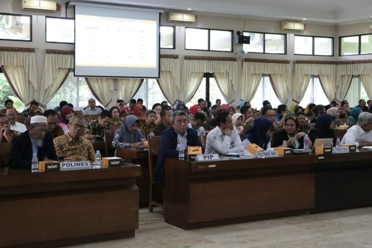 Rapat Kerja Pimpinan Perguruan Tinggi Vokasi LLDikti Wilayah VI Jawa Tengah yang diikuti 115 perguruan tinggi swasta (PTS) dan 6 perguruan tinggi negeri (PTN) (18/4/2019).