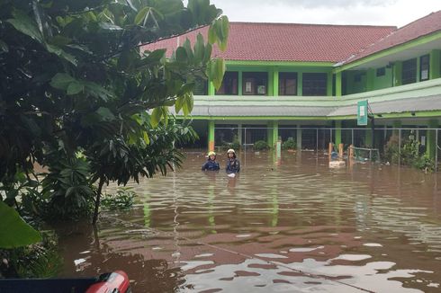 Tiga Siswa MTsN 19 Jakarta Sedang Bermain Hujan Saat Tertimpa Tembok hingga Tewas