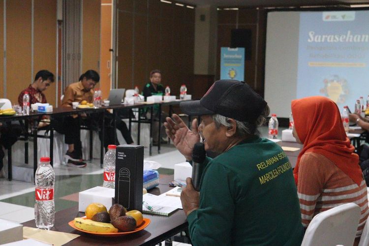 Dompet Dhuafa melalui Lembaga Pelayan Masyarakat (LPM) gelar sarasehan Panti Rehabilitasi Disabilitas Mental untuk mewujudkan pelayanan terbaik bagi pasien gangguan jiwa atau ODGJ di Syahida Inn Tangerang Selatan, beberapa waktu lalu.

