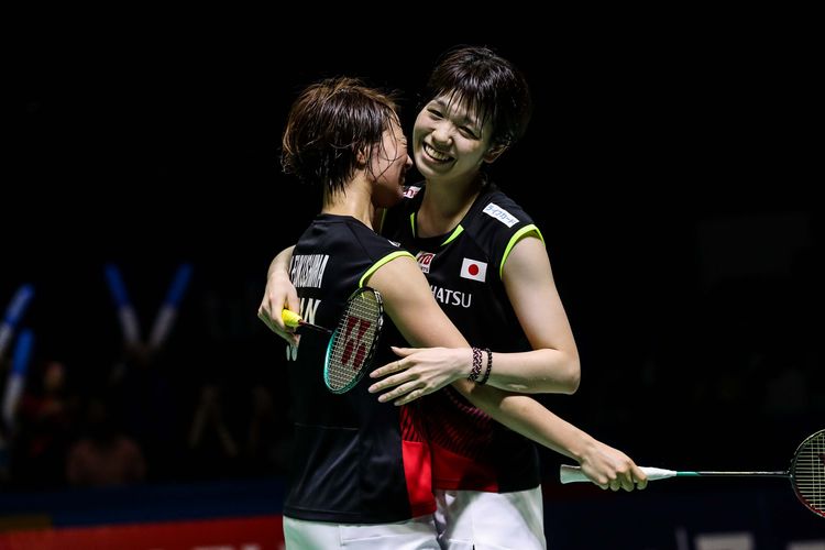 Pebulu tangkis ganda putri Jepang Sayaka Hirota dan Yuki Fukushima saat melawan ganda putri Jepang Misaki Matsutomo dan Ayaka Takahashi dalam final Blibli Indonesia Open 2019 di Istora Gelora Bung Karno, Jakarta, Minggu (21/7/2019). Yuki dan Sayaka berhasil menjadi juara usai mengalahkan Misaki dan Ayaka dengan 21-16, 21-18.