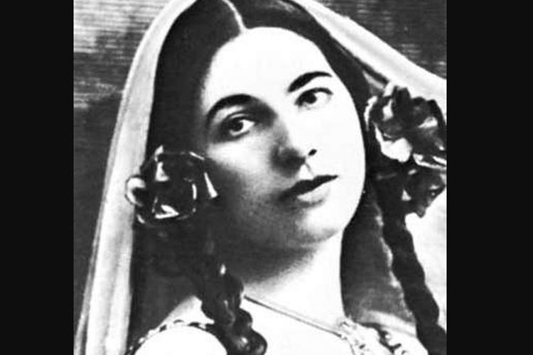 Margaretha Geertruida Zelle atau lebih dikenal dengan nama Mata Hari saat menjadi penari eksotis.