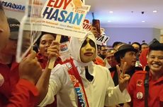 Pendukung Edy Rahmayadi Warnai Debat Perdana Pilkada Sumut, Pakai Kostum Pocong dan Poster Harimau