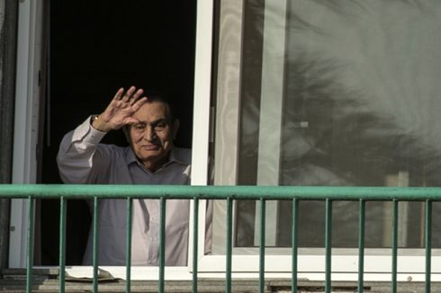 Hosni Mubarak: Dari Karier di Langit Sampai Dikebumikan