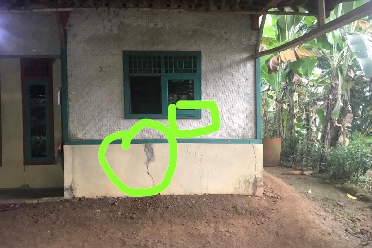 Rumah tempat pembuatan video yang menyinggung Ratu Agung dan Imam Mahdi yang kemudian viral di media sosial. Alamat rumah tersebut ternyata di Jonggol, Kabupaten Bogor.