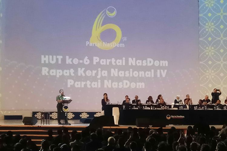 Panglima TNI Jenderal Gatot Nurmantyo ketika memberikan sambutan dalam rapat kerja nasional (rakernas) partai NasDem ke-IV di JI-EXPO Kemayoran, Jakarta Pusat, Kamis (16/11/2017).