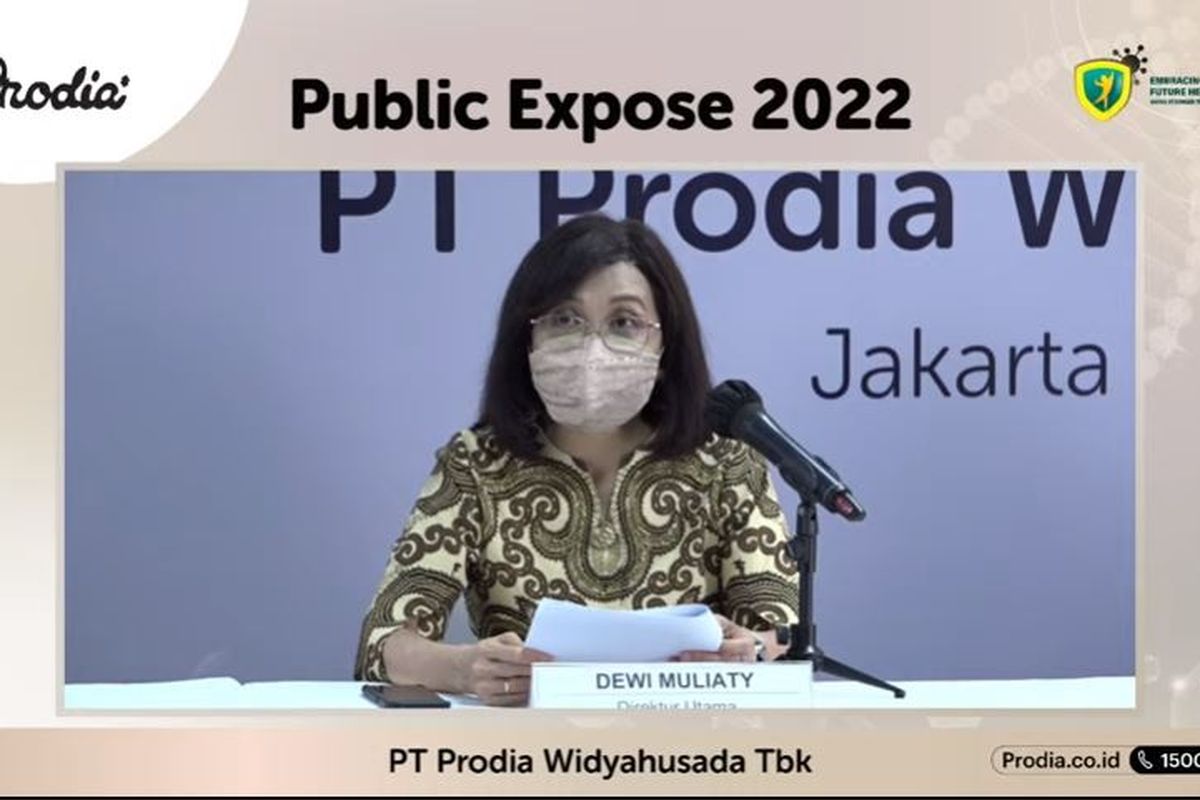 Direktur Utama PT Prodia Widyahusada Tbk Dewi Muliaty dalam Paparan Publik Tahunan 2022 secara virtual, Kamis (7/4/2022).