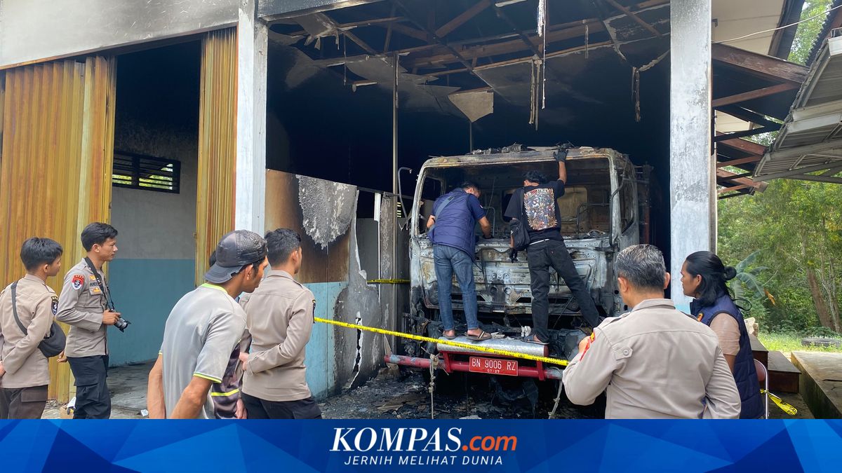 Mobil Damkar Bangka Barat Ludes Terbakar Saat Parkir di Kantor, Sempat Alami Gangguan
