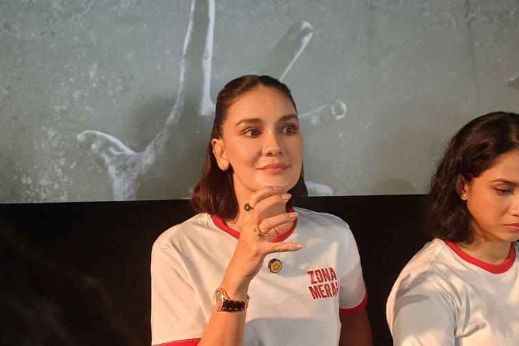Ini Peran Luna Maya di Film Zona Merah yang Bikin Rela Batal Hiatus