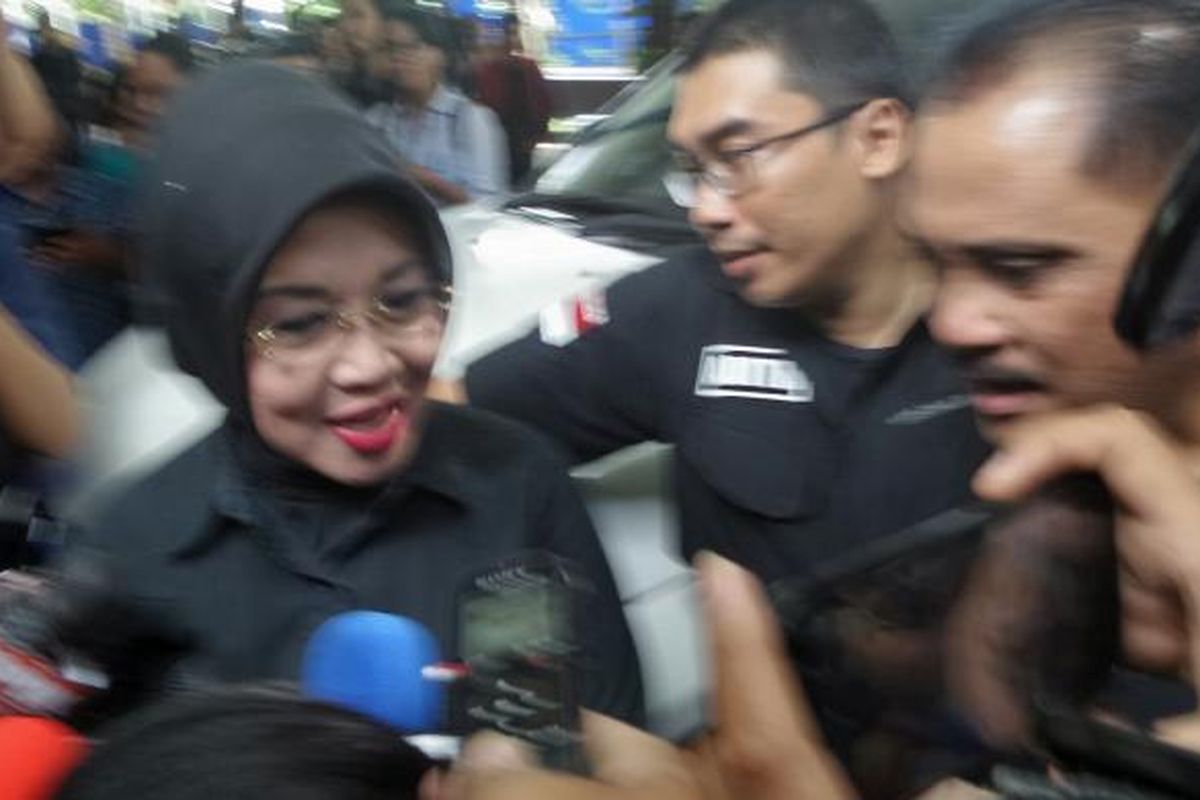 Calon Wakil Gubernur DKI Jakarta Sylviana Murni tiba di kantor DPP Partai Demokrat kawasan Tugu Proklamasi, Jakarta Pusat, Rabu (15/2/2017) sekitar pukul 14.00 WIB.