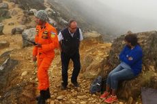 Ayah dan Istri Ikut Naik Cari Pendaki yang Hilang di Gunung Sibayak