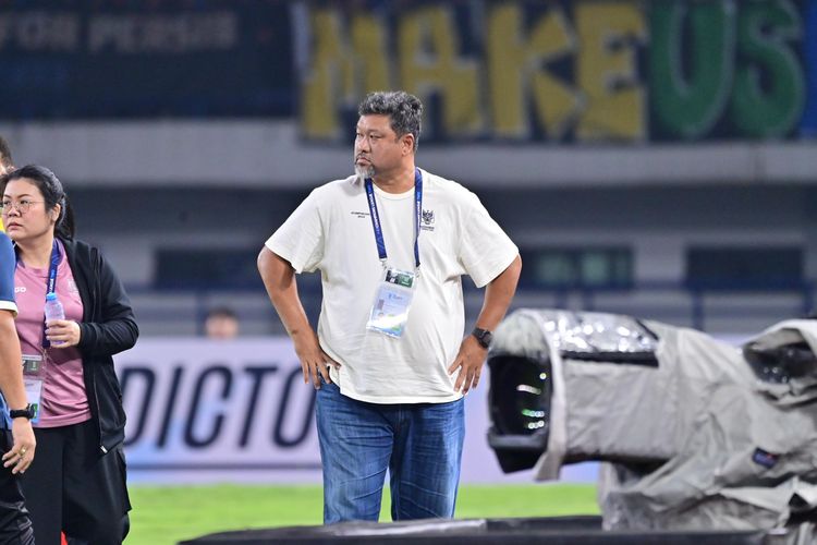 Pelatih Ratchaburi FC Worrawoot Srimaka punya kesan dengan atmosfer kandang Persib Bandung pada laga leg kedua 16 besar AFC Champions League Two (ACL 2) 2025-2026, Rabu (18/2/2026) di Gelora Bandung Lautan Api (GBLA). 