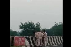 Viral, Video Polisi India Buang Separuh Jasad Korban Kecelakaan ke Sungai