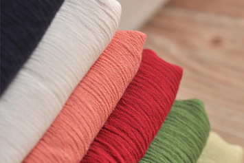 Memiliki Baju Bahan Rayon? Berikut 5 Tips Merawatnya Agar Awet dan Tidak Luntur