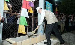 Resmikan Penyalaan Listrik di Muba, Pj Gubernur Sumsel Harap Produktivitas Masyarakat Meningkat