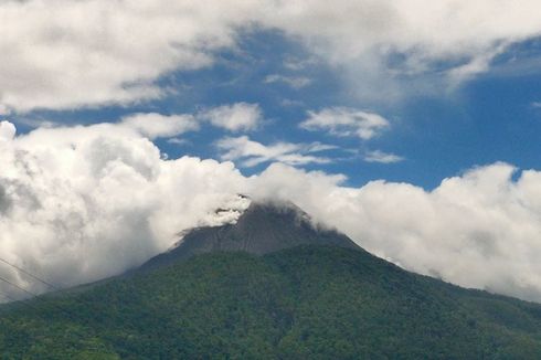 Status Gunung Lewotobi di Flores Timur Turun dari Level Siaga ke Waspada