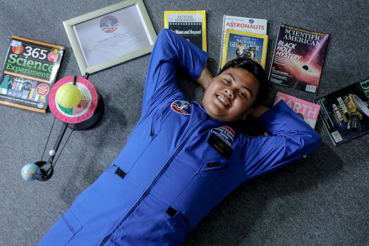 Chaidar Nadif Prasetya, siswa SMA dari Indonesia yang ikut simulasi meluncurkan roket NASA. 