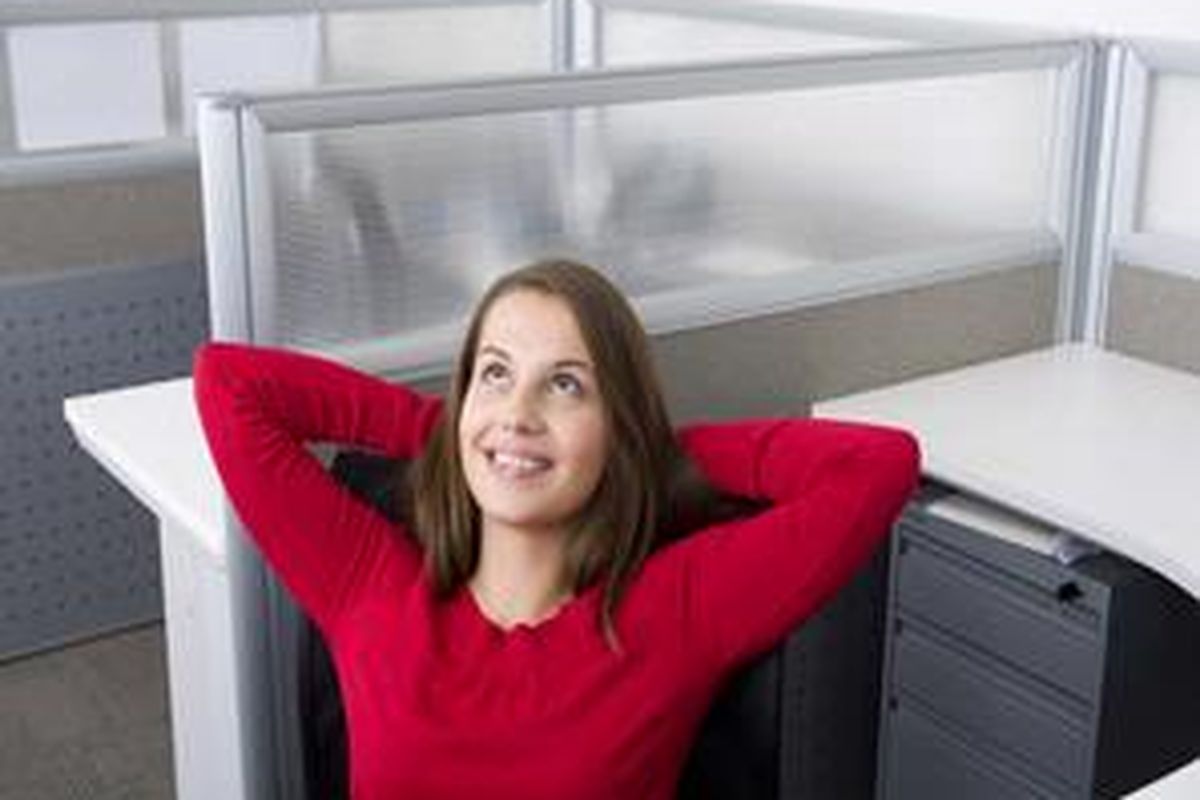 Sepanjang hari tak henti-hentinya Anda memikirkan Si Dia.