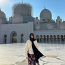 Melihat Masjid Agung Syeikh Zayed yang Dikunjungi Jennie Blackpink