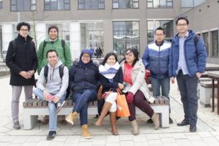 Para mahasiswa Indonesia di Erasmus University Rotterdam, Belanda, Rabu (4/3/2015).  