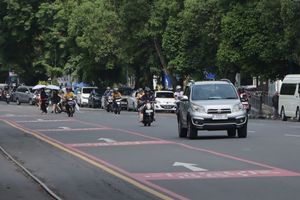 Niat Hemat Naik Motor Keliling Solo, Wisatawan Kaget Biaya Parkirnya Bisa Buat Beli Makan