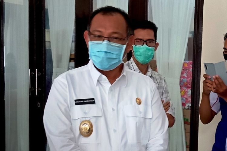 Pelaksana Tugas Wali Kota Medan Akhyar Nasution mengatakan menjawab pertanyaan Kompas.com usai penandatanganan dan sosialisasi di gedung TP PKK Kota Medan, Kamis (30/4/2020)