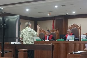 Saksi Sebut Rp 11,03 M untuk Menantu Eks Sekretaris MA bukan Gratifikasi, tapi Fee Bikin IUP
