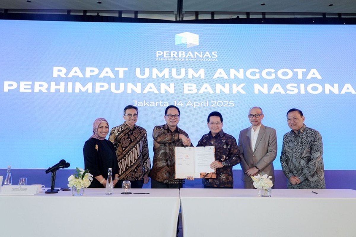 Direktur Utama PT Bank Rakyat Indonesia (Persero) Tbk atau BRI Hery Gunardi resmi terpilih sebagai Ketua Umum Perhimpunan Bank Nasional (Perbanas) untuk periode 2024?2028.
