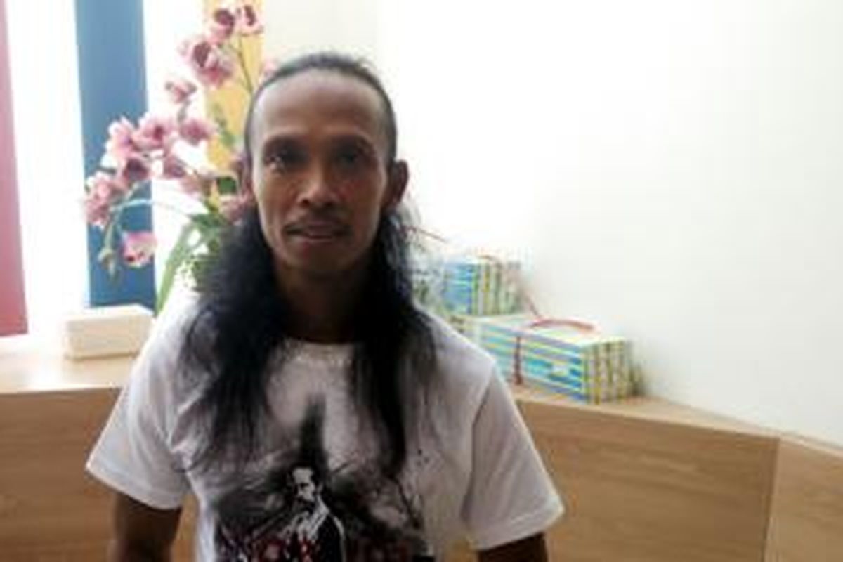 Yayan Ruhian diabadikan usai jumpa pers film Yakuza Apocalypse, di Mall Plaza Semanggi, Senin (29/6/2015).