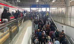 Pemerintah Perkuat Perlindungan Sosial Pekerja Informal, Perluasan BPJS hingga Digitalisasi Jadi Fokus