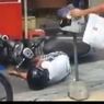 Bukan karena Covid-19, Ini Penyebab Pria yang Tiba-tiba Jatuh Motor di Kuta