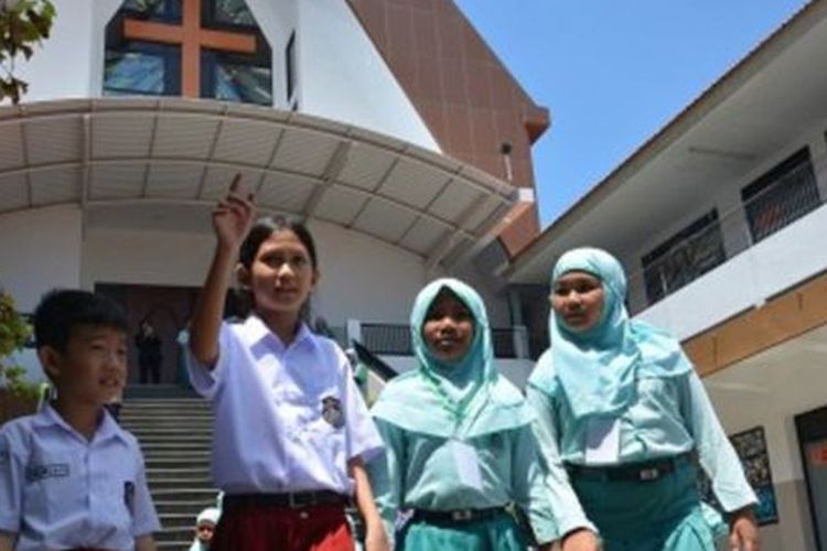 Apa Itu Sekolah Penggerak Ini Penjelasan Nadiem Makarim Halaman All Kompas Com